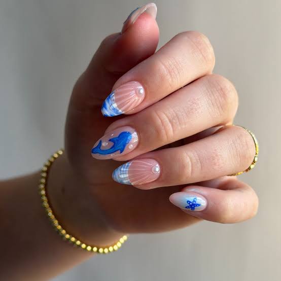Seashell Wave Starfish Medium Almond Nails Seashell Wave Starfish Medium Almond Nails — Ocean Nails