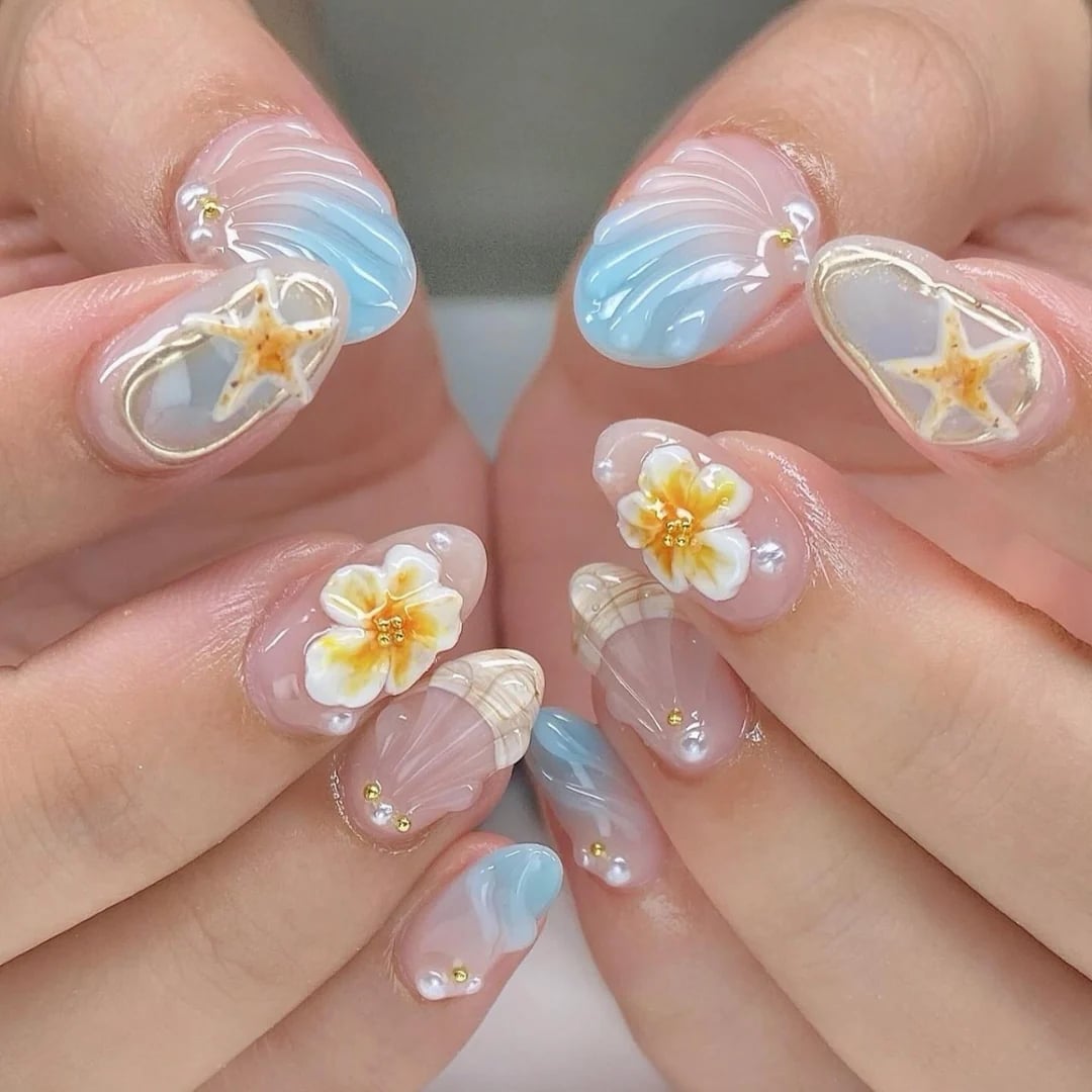 3D Floral and Shell Short Oval Nails 3D Floral and Shell Short Oval Nails — Ocean Nails