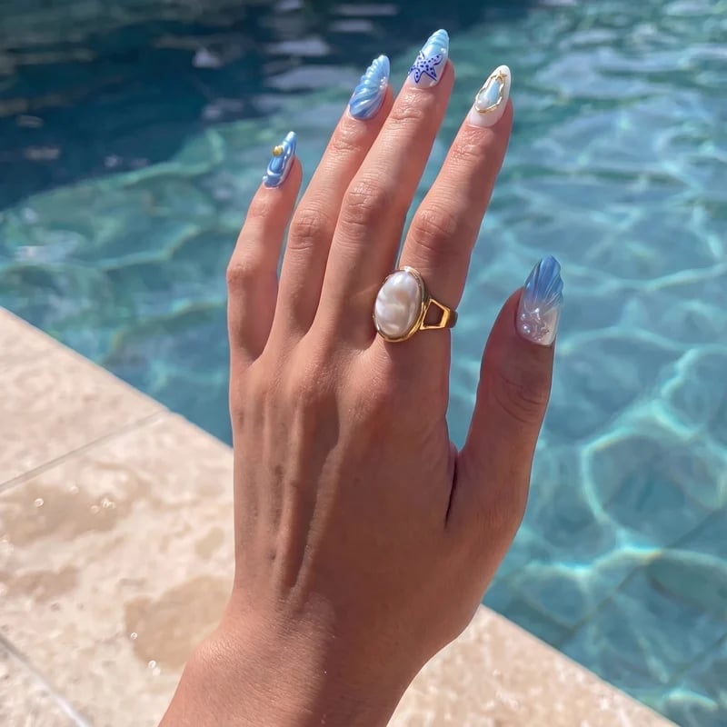 Jelly Clear Almond Nails with 3D Sea Creatures Jelly Clear Almond Nails with 3D Sea Creatures — Ocean Nails