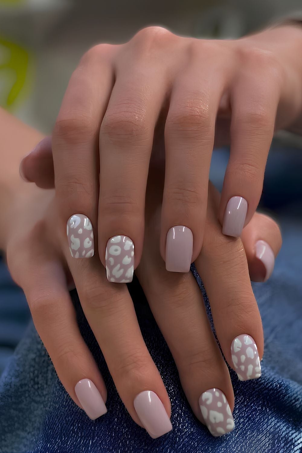Mauve and White Leopard Print Short Square Nails Mauve and White Leopard Print Short Square Nails — Office Nails