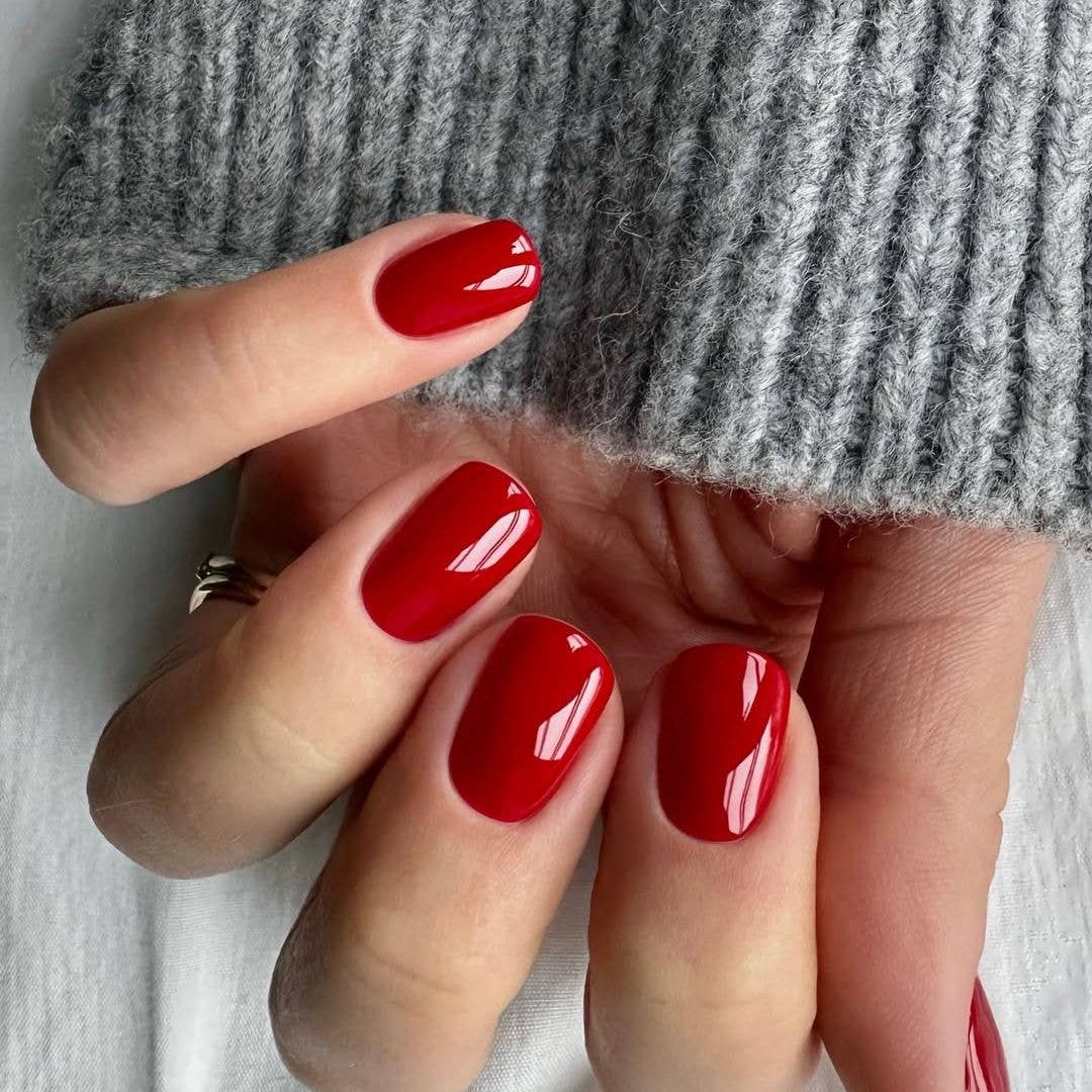 Vibrant Red Glossy Short Soft Square Nails Vibrant Red Glossy Short Soft Square Nails — Office Nails