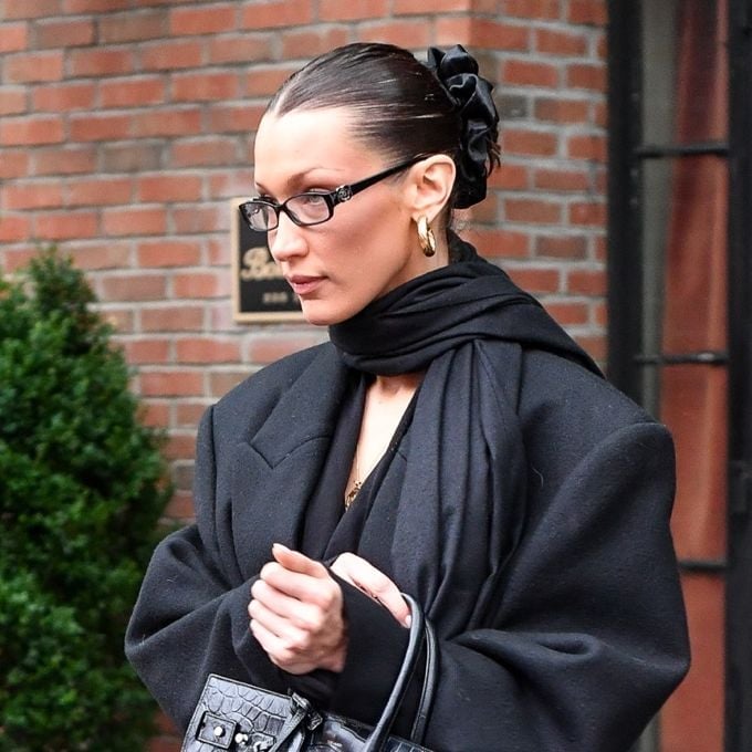 Oversized Black Wool Coat With Scarf Oversized Black Wool Coat With Scarf — Office Siren Outfits