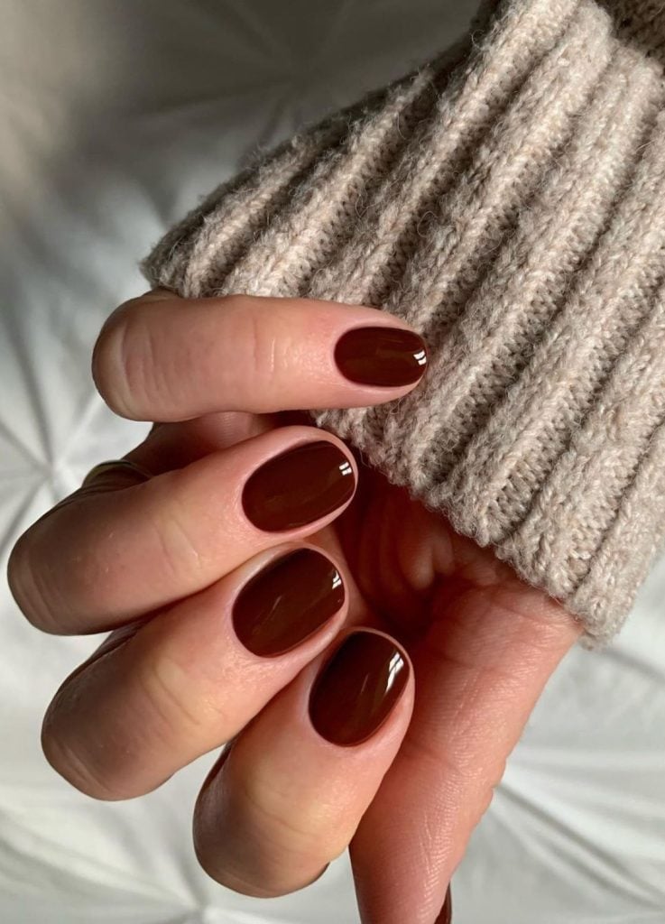 Thin White Tip Medium Oval French Nails Thin White Tip Medium Oval French Nails — Old Money Nails