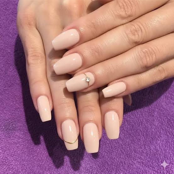 Sheer Nude Almond Nails With Gold Line Sheer Nude Almond Nails With Gold Line — Old Money Nails