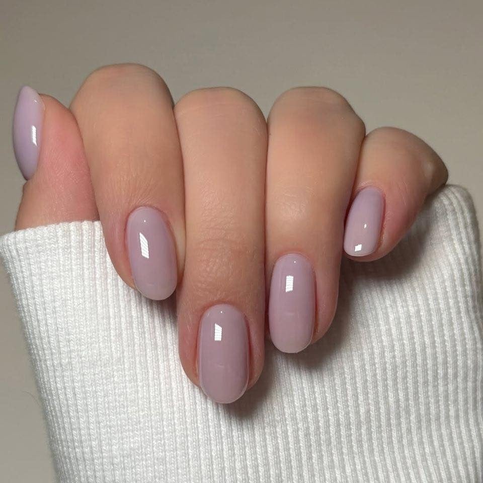 Sheer Dusty Rose Short Oval Nails Sheer Dusty Rose Short Oval Nails — One Color Nails