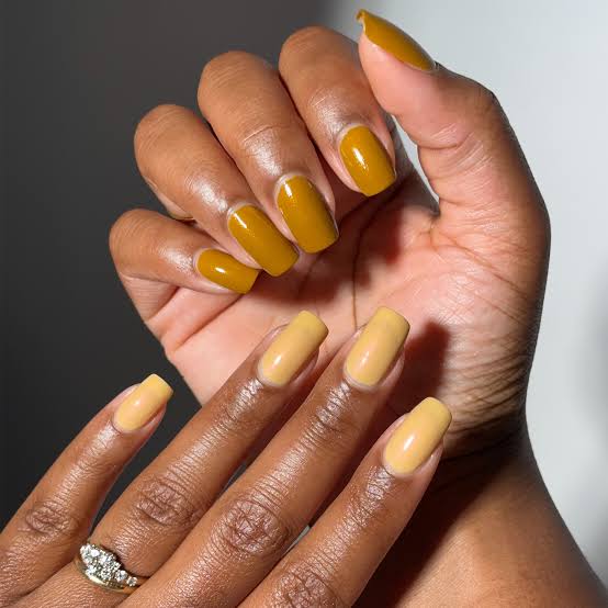 Mustard Yellow Medium Square Nails Mustard Yellow Medium Square Nails — One Color Nails