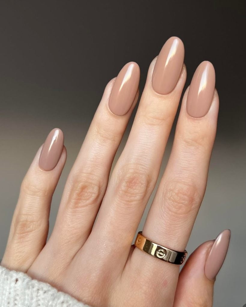 Neutral Beige Pink Long Oval Nails Neutral Beige Pink Long Oval Nails — One Color Nails