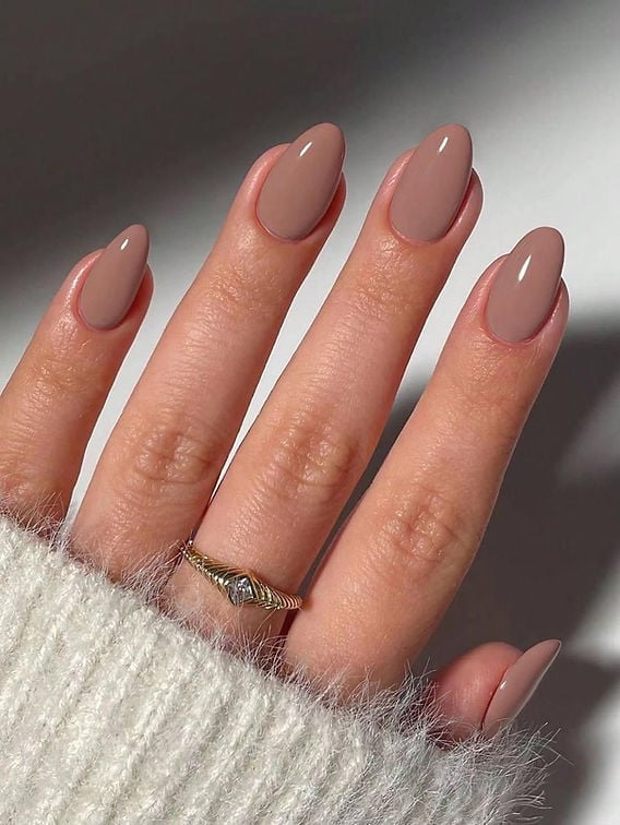 Beige Brown Nude Medium Almond Nails Beige Brown Nude Medium Almond Nails — One Color Nails