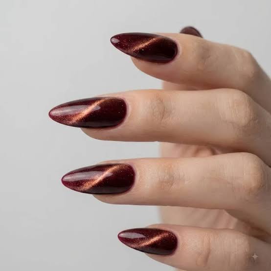 Medium Almond Burgundy Golden Brown Cat Eye, кошачий глаз Medium Almond Burgundy Golden Brown Cat Eye, кошачий глаз — Orange Cat Eye Nails