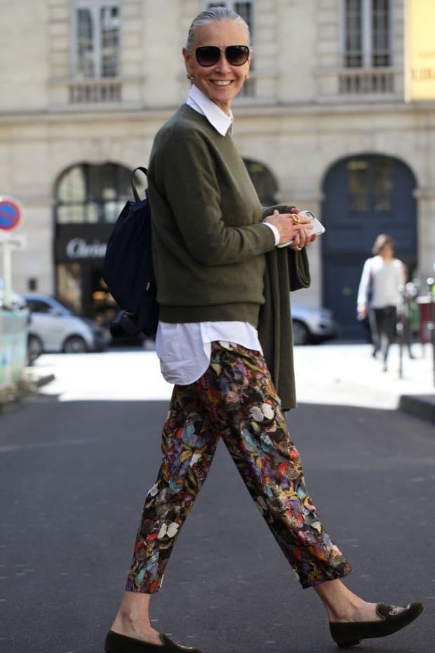Olive green sweater over white shirt with printed trousers Olive green sweater over white shirt with printed trousers — Outfits for Women Over 50