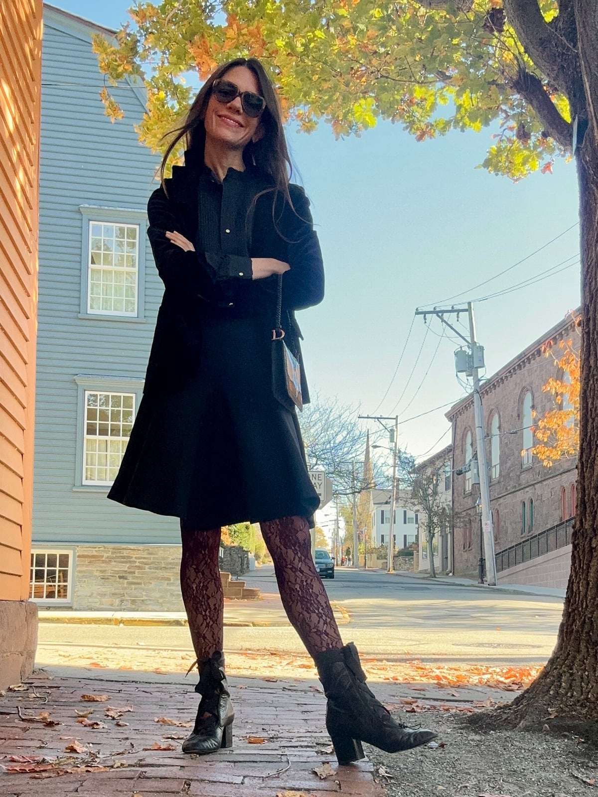 Black a-line dress with lace pattern tights Black a-line dress with lace pattern tights — Outfits with Tights