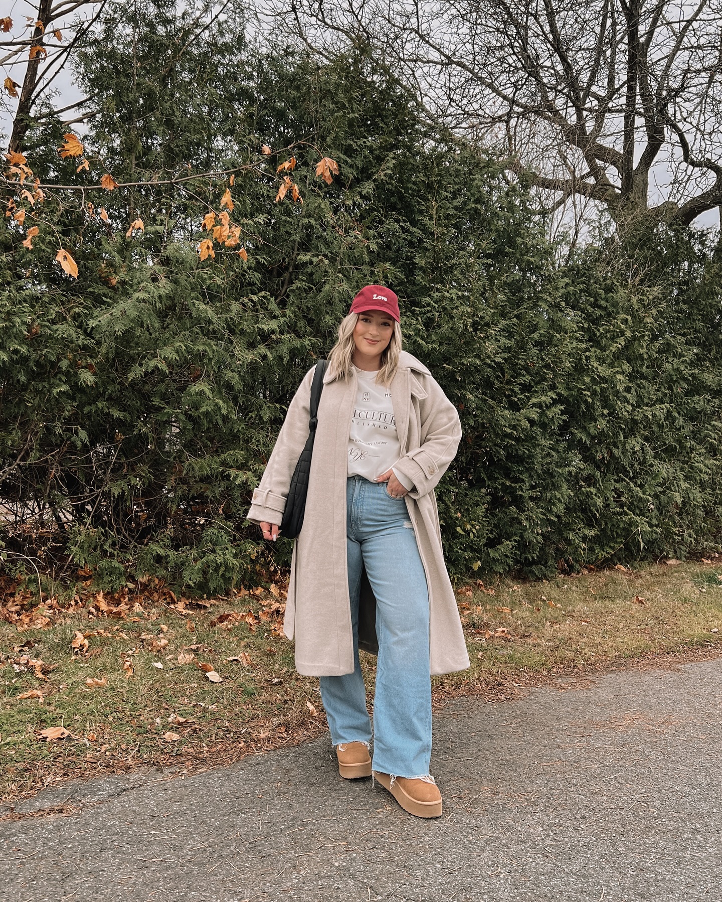 Oversized Beige Coat With Wide Leg Jeans And Uggs