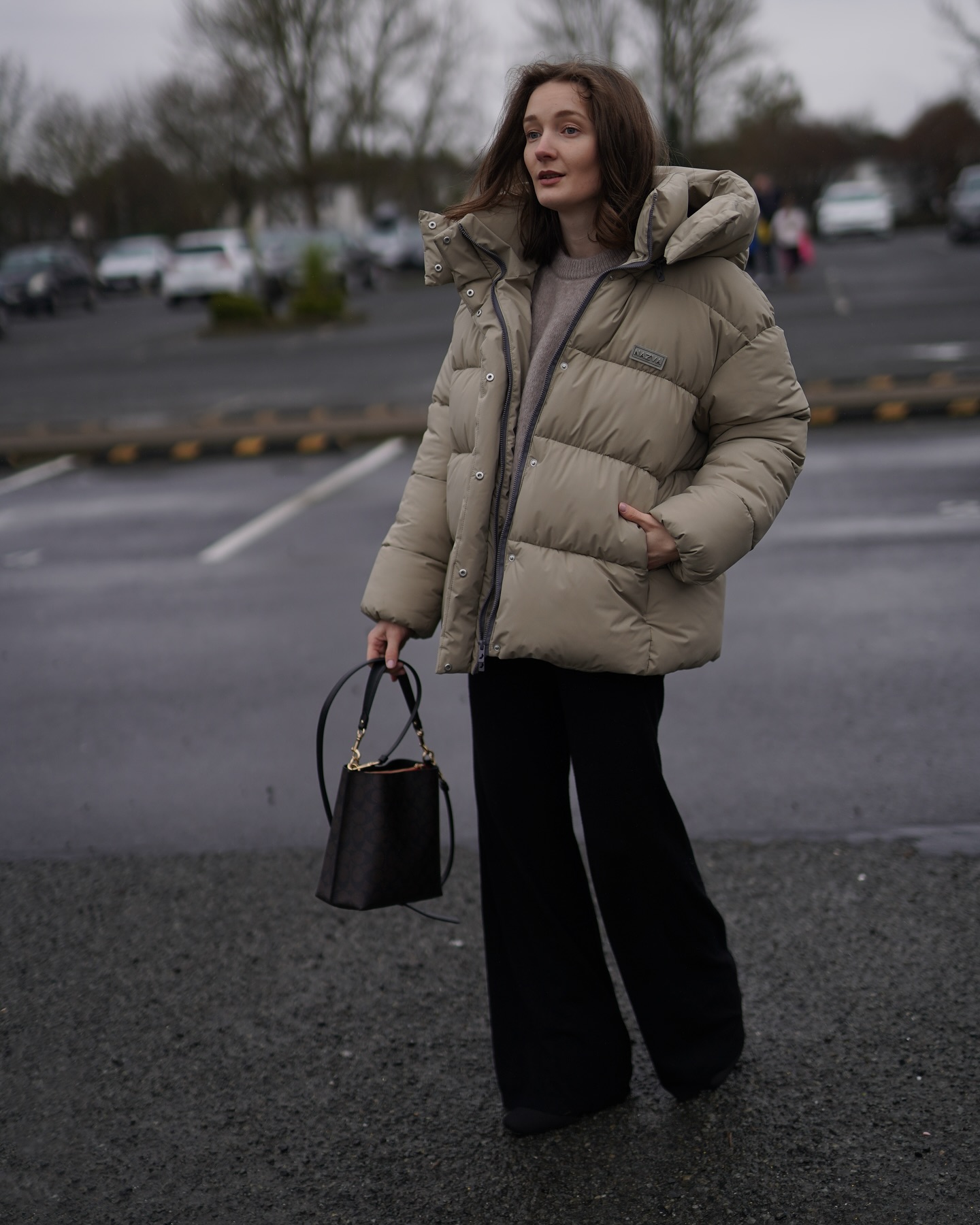 Oversized Puffer With Wide Leg Trousers Casual Look