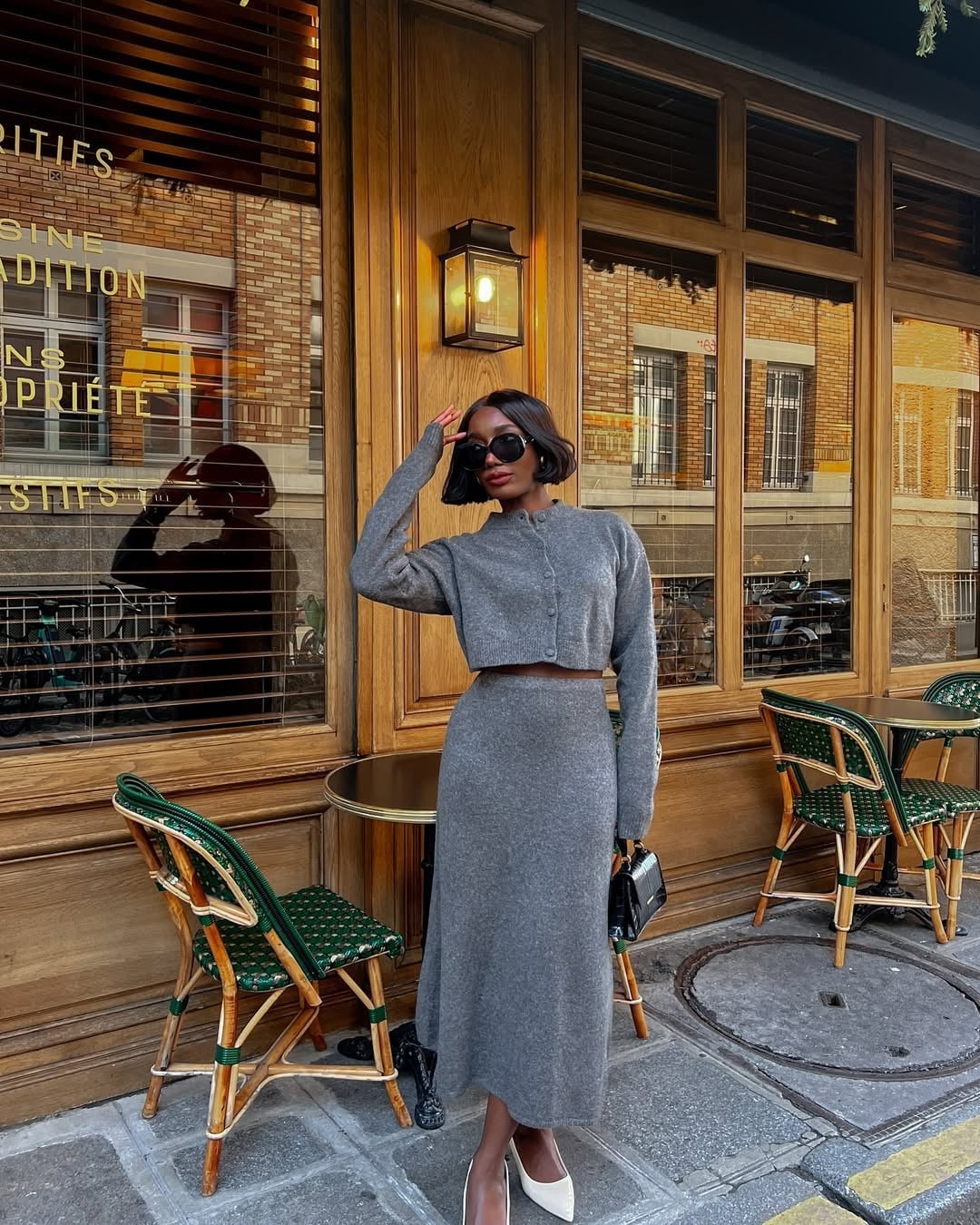 Gray knit skirt set with cropped cardigan Gray knit skirt set with cropped cardigan — Parisian Style
