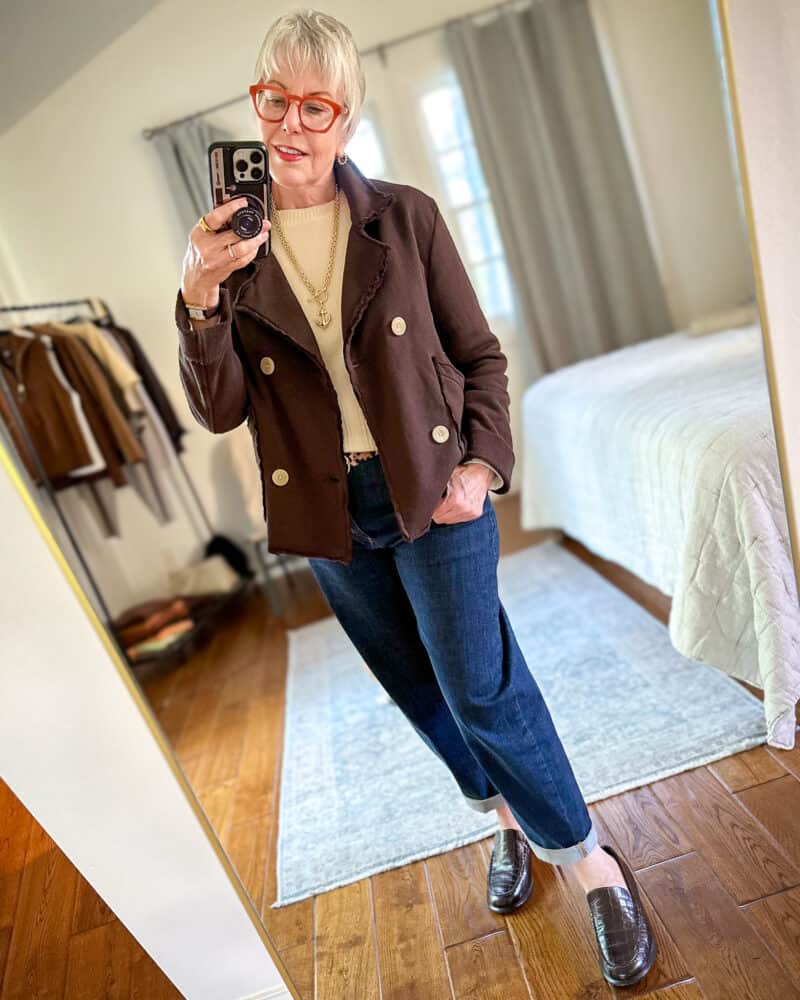 Brown peacoat over cream sweater and dark wash jeans with rolled cuffs Brown peacoat over cream sweater and dark wash jeans with rolled cuffs — Peacoat Outfits