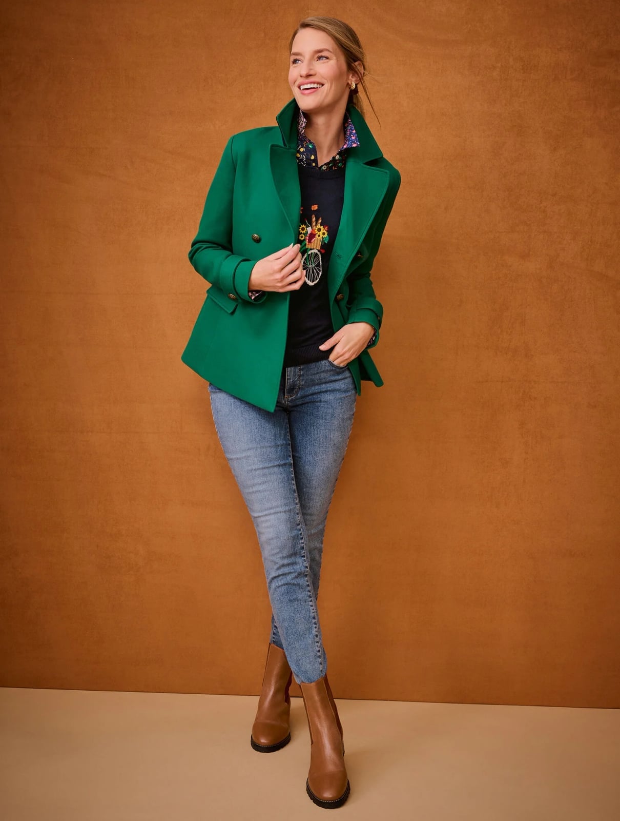 Emerald green peacoat with navy sweater and slim fit jeans Emerald green peacoat with navy sweater and slim fit jeans — Peacoat Outfits