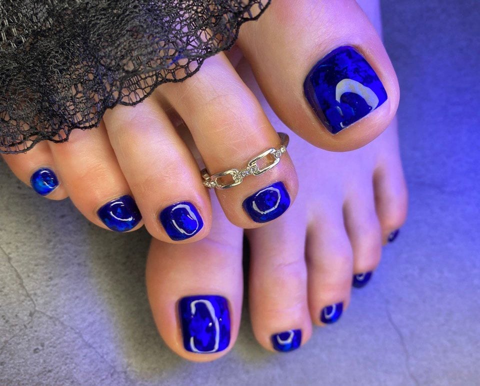 Dark Blue Swirls and Dots Short Square Pedicure Dark Blue Swirls and Dots Short Square Pedicure — Pedicure Nails