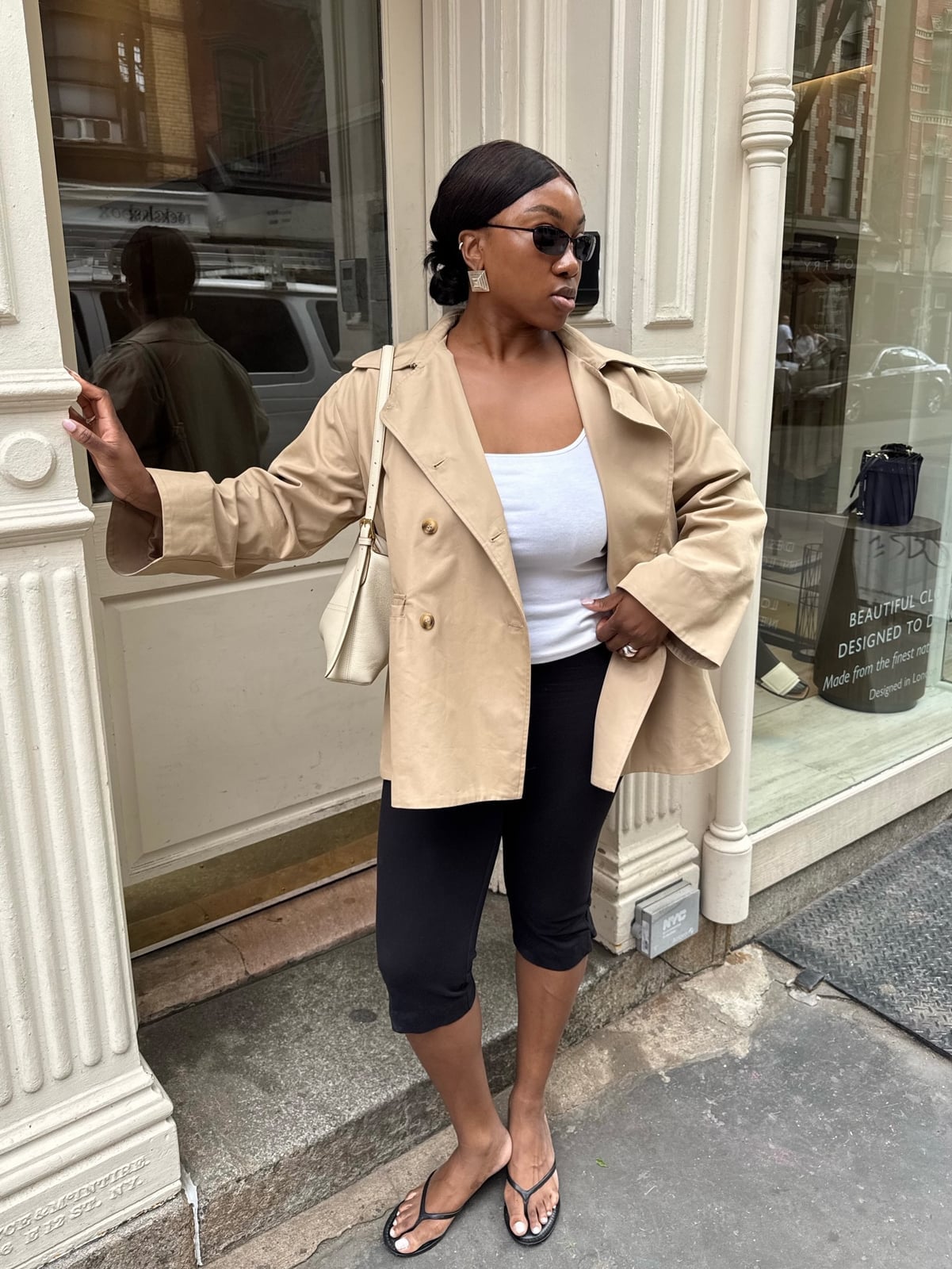 Beige Cropped Trench Jacket Ensemble Beige Cropped Trench Jacket Ensemble — Photoshoot Outfits