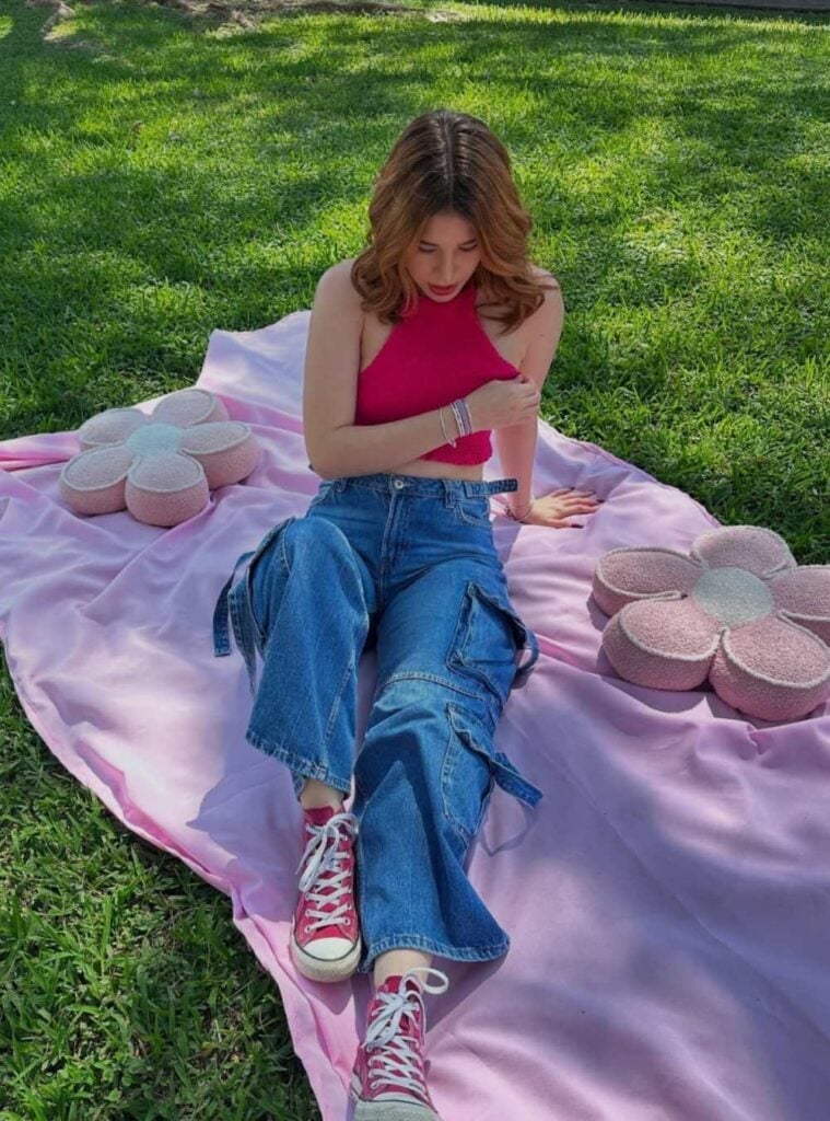 Halter Crop Top and Cargo Jeans Halter Crop Top and Cargo Jeans — Picnic Outfit