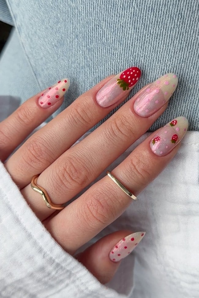 Strawberry And Polka Dot Shimmery Almond Nails Strawberry And Polka Dot Shimmery Almond Nails — Pink Almond Nails