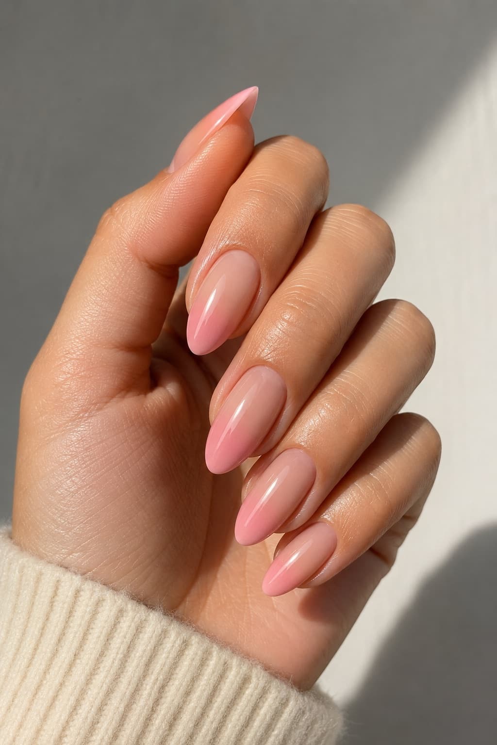 Soft Pink To Nude Ombre Medium Almond Nails Soft Pink To Nude Ombre Medium Almond Nails — Pink Almond Nails
