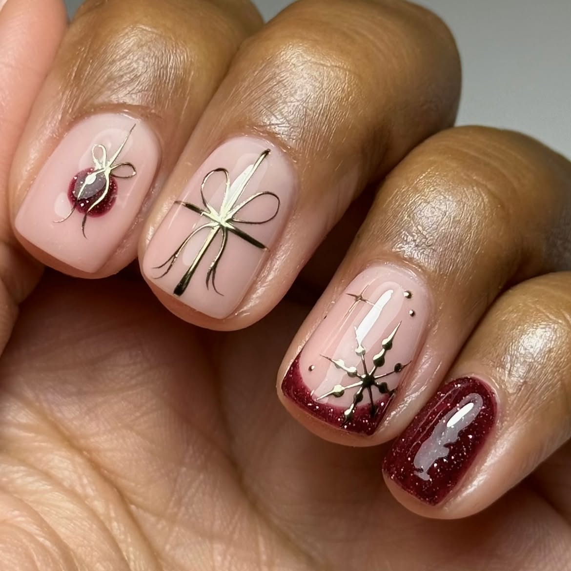 Pink Christmas Bows and Snowflakes Short Nails