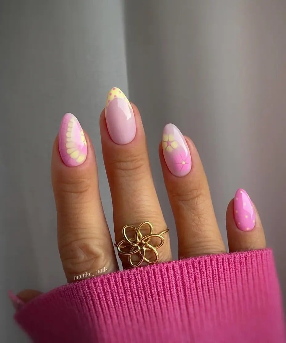 Soft Pink Oval Floral Butterfly Nails Soft Pink Oval Floral Butterfly Nails — Pink Nails