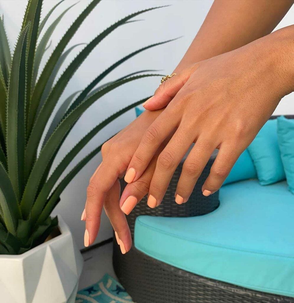 Bright Peach Matte Short Square Nails Bright Peach Matte Short Square Nails — Plain Nails