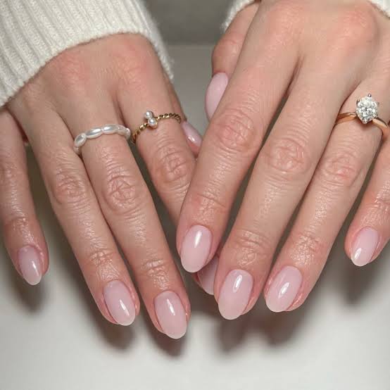 Sheer Milky Pink Short Oval Nails Sheer Milky Pink Short Oval Nails — Plain Nails