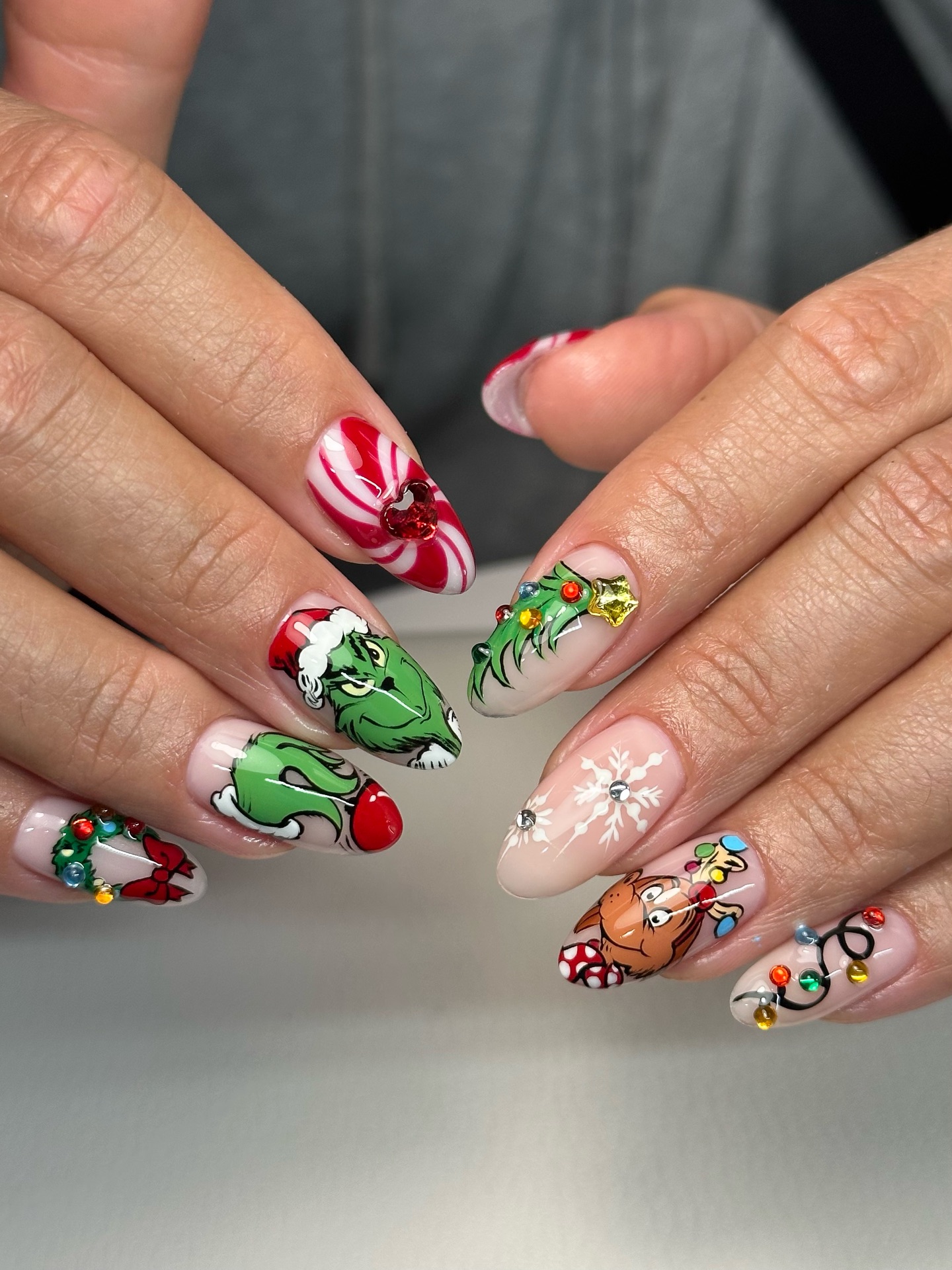 Playful Grinch Christmas Nail Art