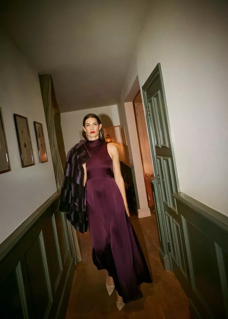Deep plum satin mock neck sheath dress Deep plum satin mock neck sheath dress — Plum Dress