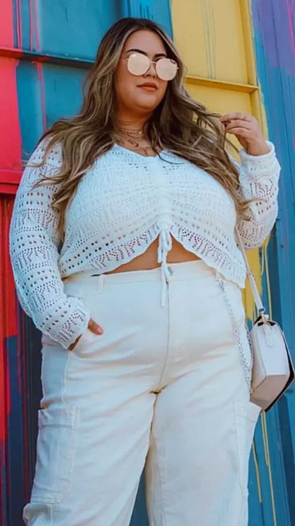 White crochet top with matching wide-leg trousers White crochet top with matching wide-leg trousers — Plus Size Outfits