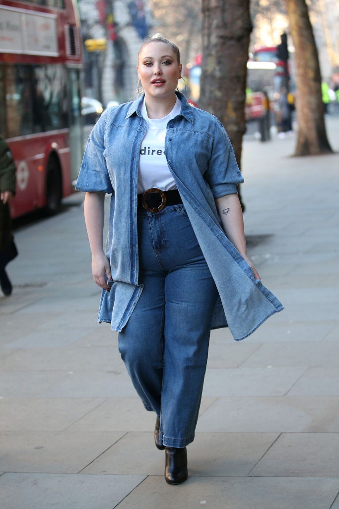 Denim overshirt with white t-shirt and wide-leg jeans Denim overshirt with white t-shirt and wide-leg jeans — Plus Size Outfits