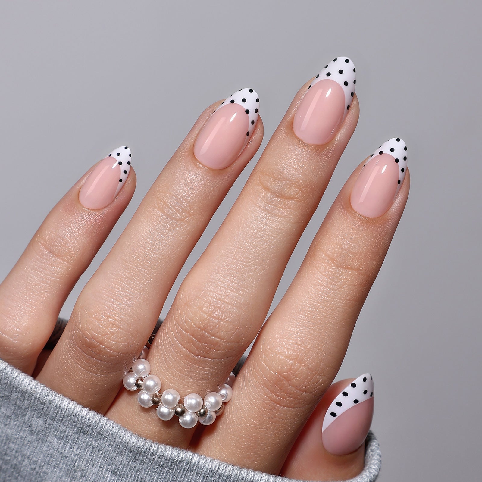Short Almond White French Tip Nails with Black Dots Short Almond White French Tip Nails with Black Dots — Polka Dot Nails