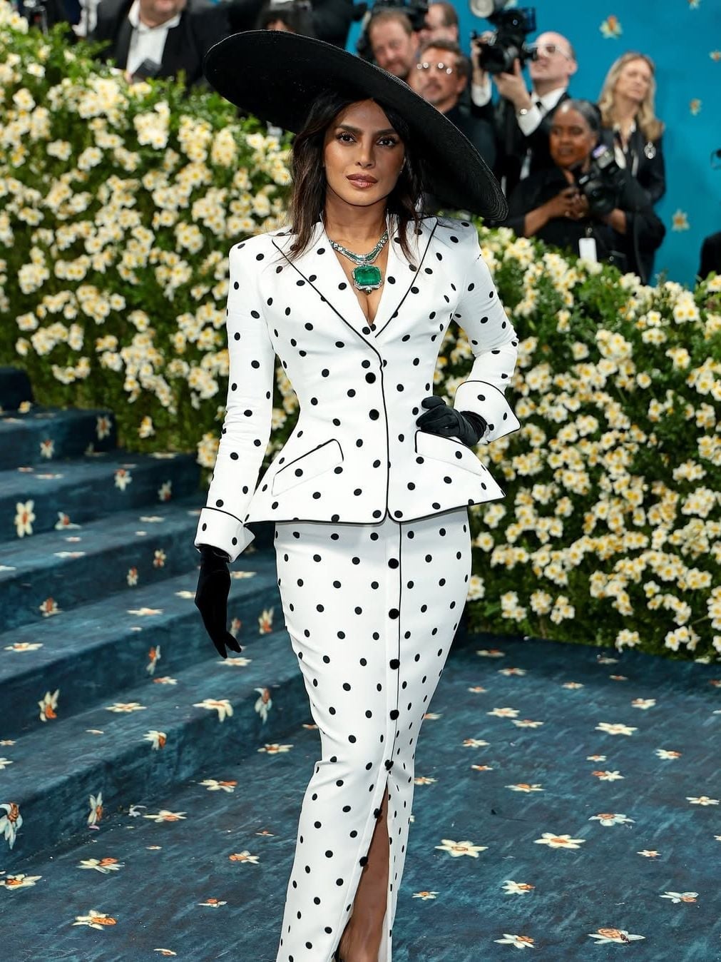 Sharp Polka Dot Suit with Peplum Detail Sharp Polka Dot Suit with Peplum Detail — Polka Dot Outfits