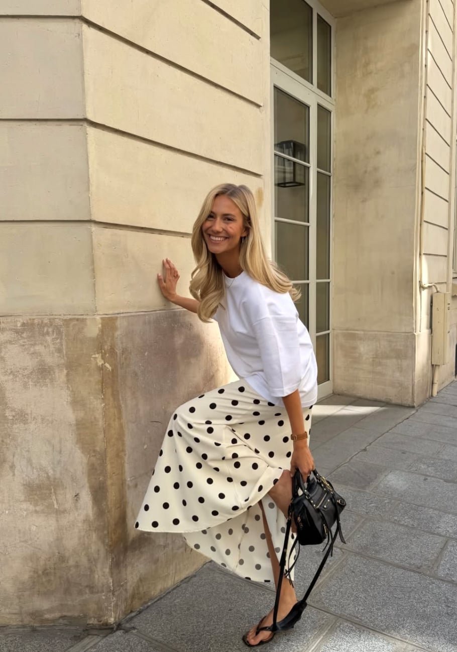 Cream Polka Dot Midi Skirt With Oversized T-shirt Cream Polka Dot Midi Skirt With Oversized T-shirt — Polka Dot Skirt Outfit