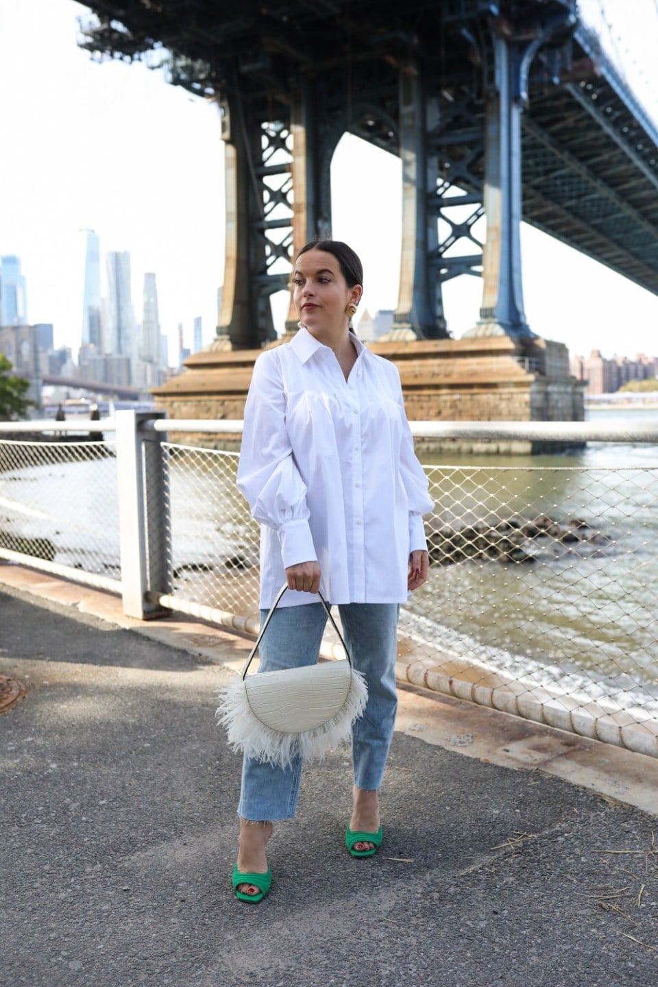 Oversized white button-down shirt with light blue jeans Oversized white button-down shirt with light blue jeans — Postpartum Outfits
