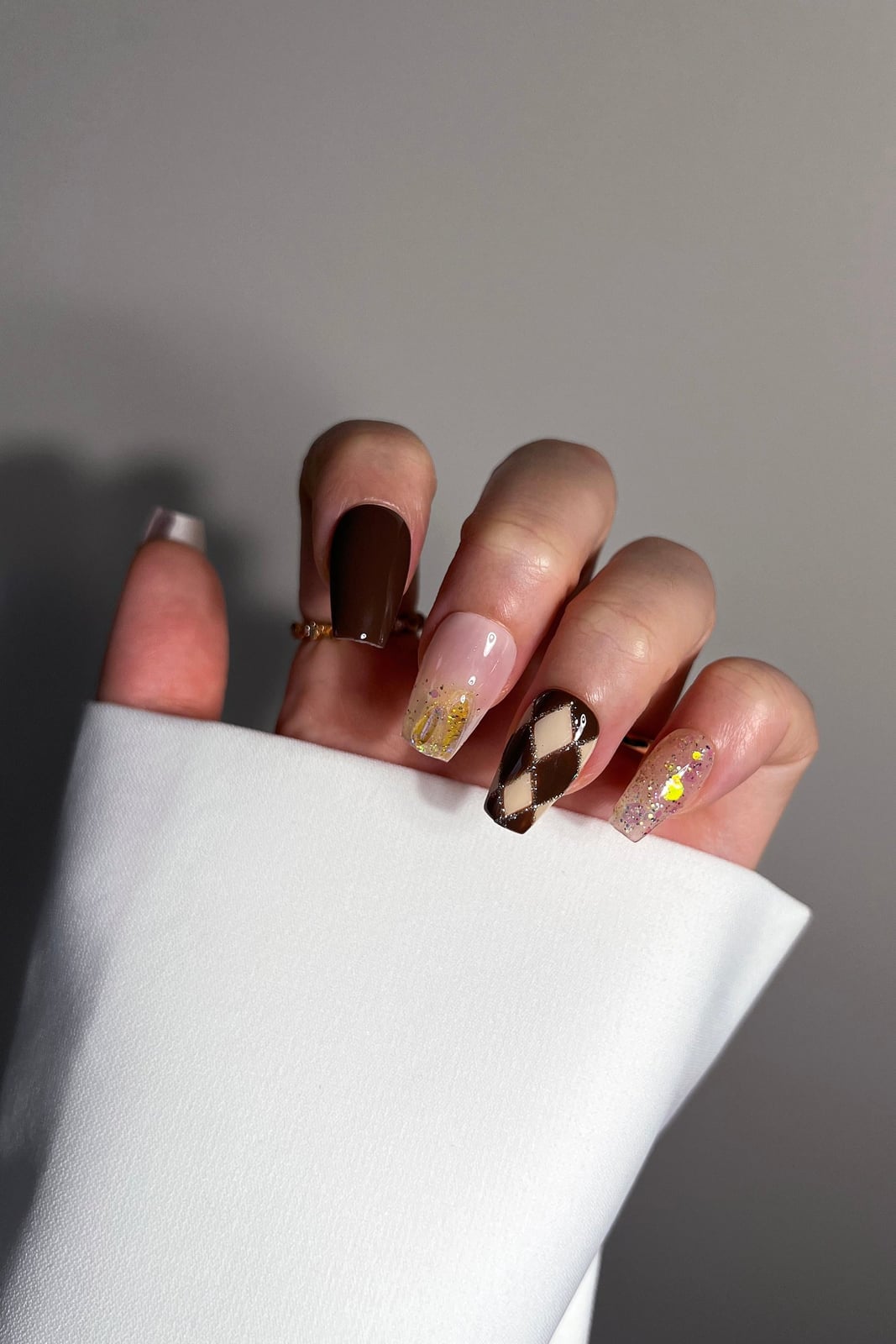 Brown Argyle and Glitter Coffin Nails Brown Argyle and Glitter Coffin Nails — Preppy Nails