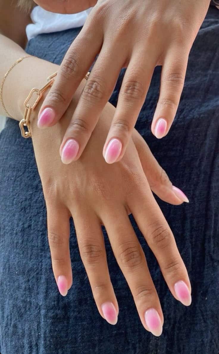 Pink Ombre Abstract Lines Short Oval Nails Pink Ombre Abstract Lines Short Oval Nails — Preppy Nails