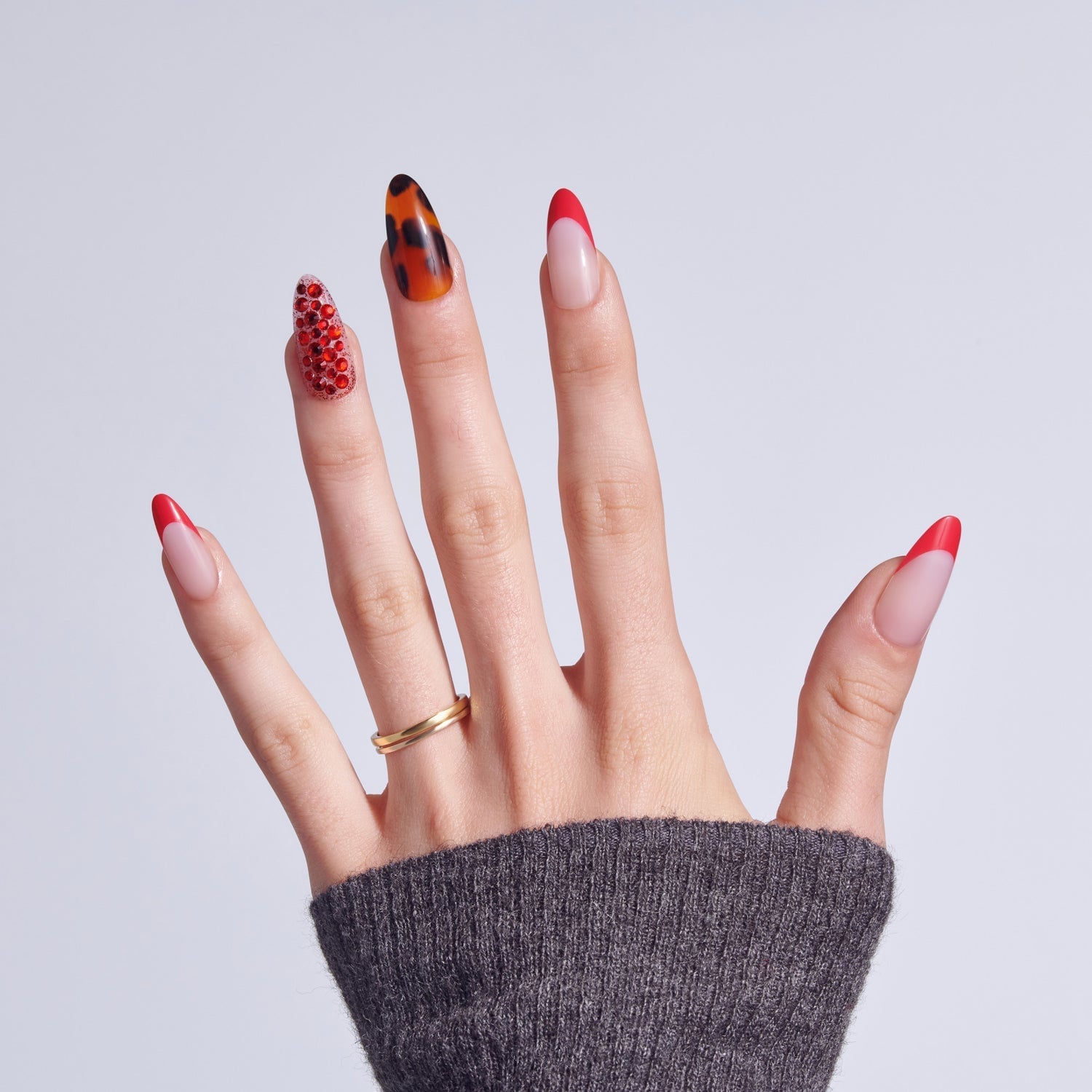 Long Almond French Red Rhinestone Leopard Tortoiseshell Nails Long Almond French Red Rhinestone Leopard Tortoiseshell Nails — Press On Nails