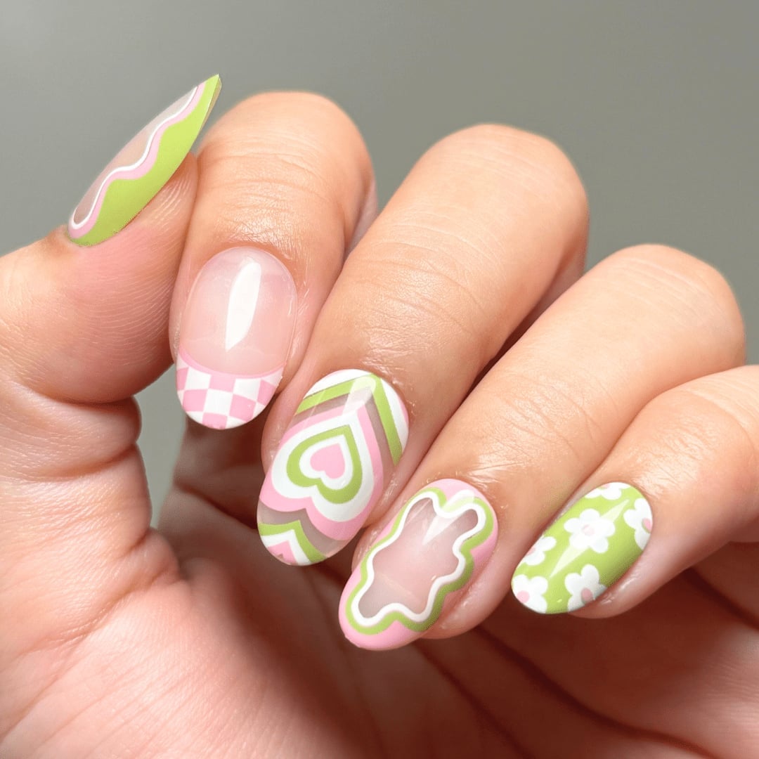 Matte Abstract Checkered Short Almond Nails Matte Abstract Checkered Short Almond Nails — Press On Nails