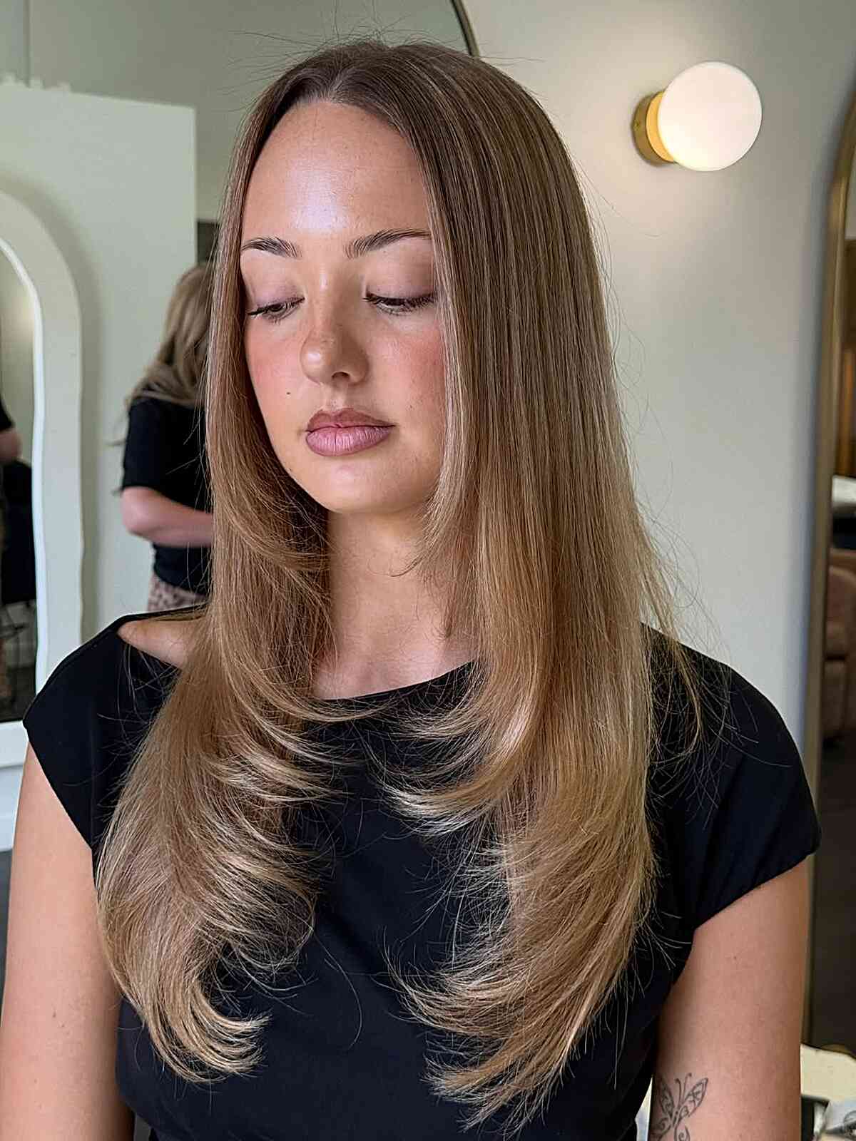Collarbone Layers With Voluminous Blowout, Straight Collarbone Layers With Voluminous Blowout, Straight — Rachel Haircuts