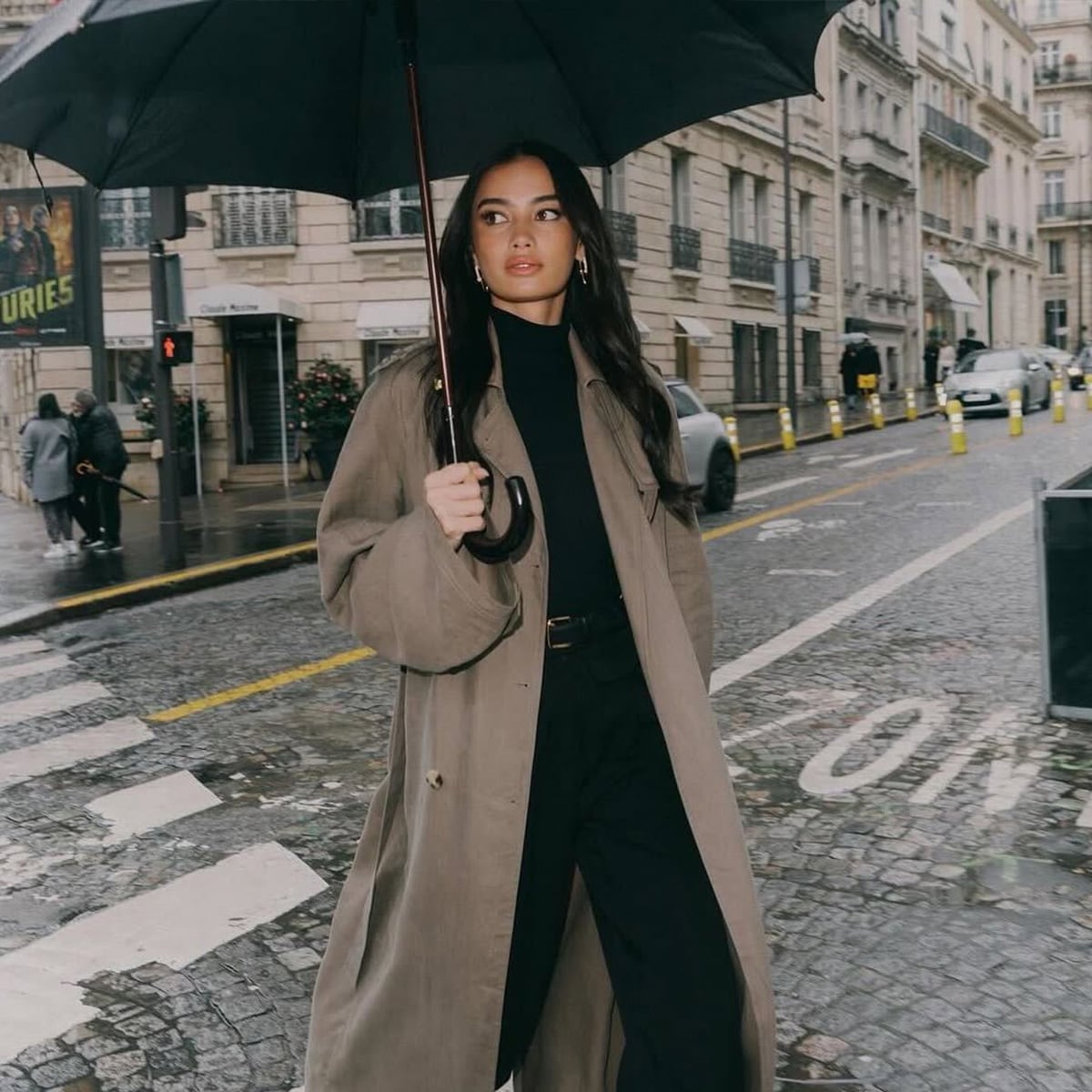 Beige trench coat over black turtleneck and black pants Beige trench coat over black turtleneck and black pants — Rainy Day Outfits