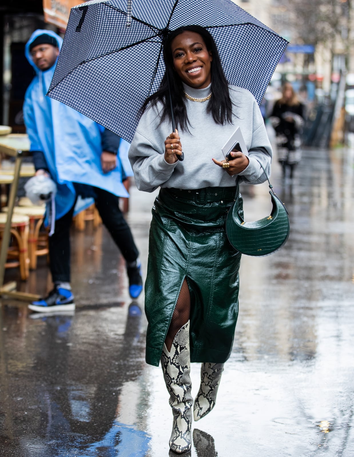 Gray sweatshirt with green leather midi skirt and fishnet tights Gray sweatshirt with green leather midi skirt and fishnet tights — Rainy Day Outfits