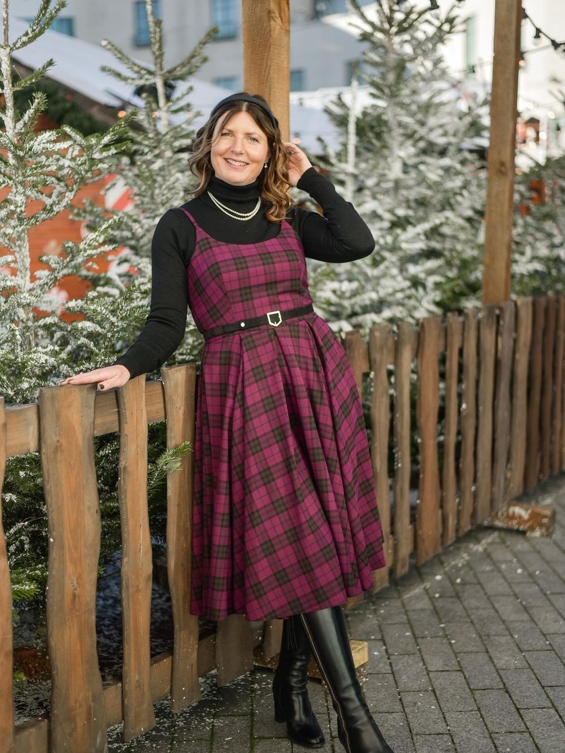 Plaid Pinafore Dress Over Black Turtleneck Plaid Pinafore Dress Over Black Turtleneck — Retro Outfits