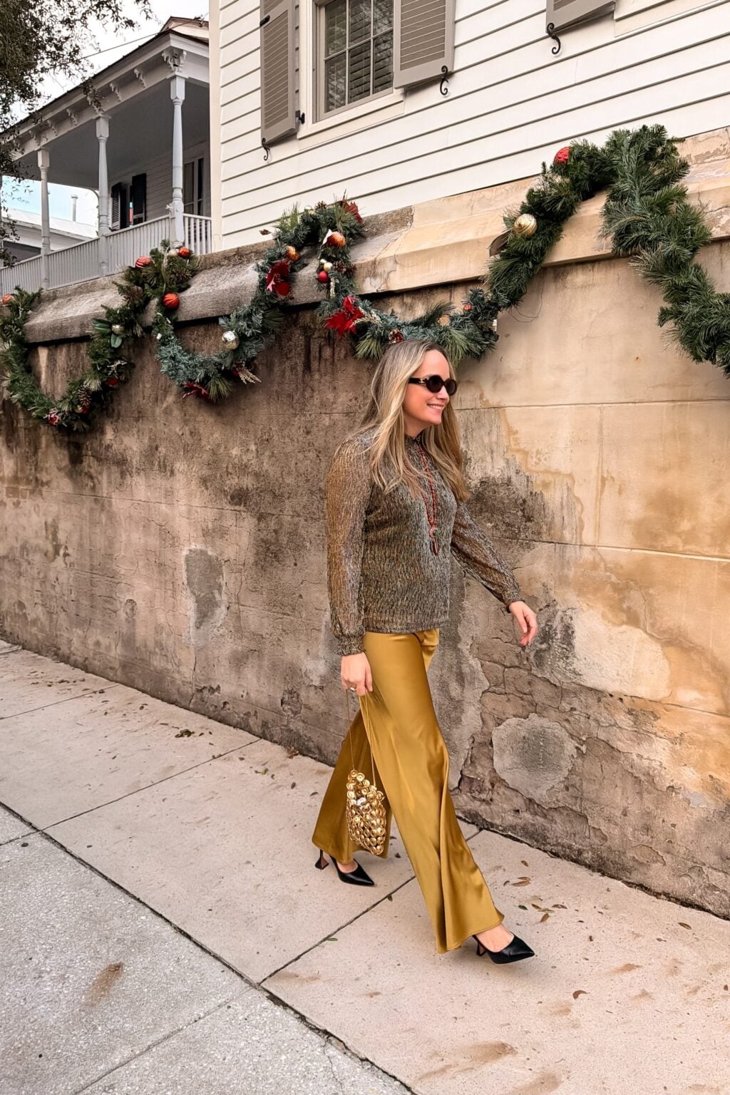 White Wide-Leg Trousers with Black Sleeveless Wrap Top White Wide-Leg Trousers with Black Sleeveless Wrap Top — Rich Outfits