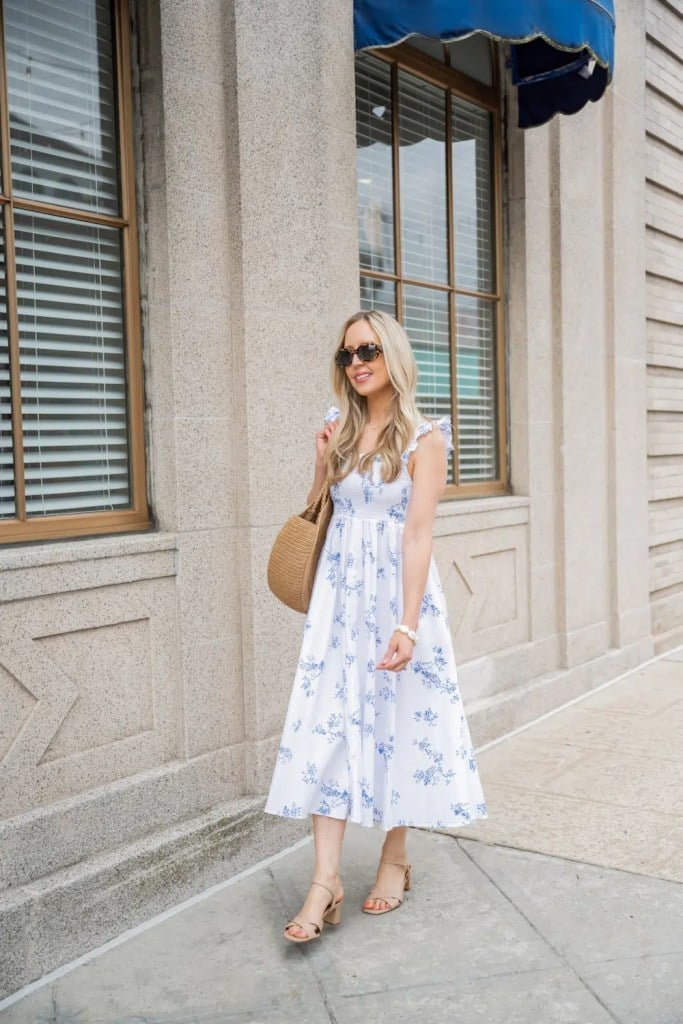 Floral Print Midi Dress With Tan Block Heel Sandals Floral Print Midi Dress With Tan Block Heel Sandals — Sandals Outfits