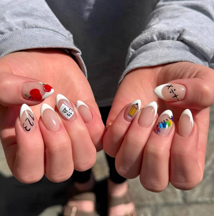 Medium Almond School Art Nails Medium Almond School Art Nails — School Nails