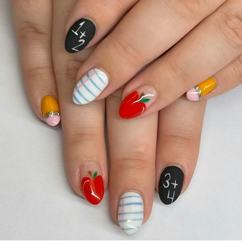 Medium Oval School Theme Nails Medium Oval School Theme Nails — School Nails
