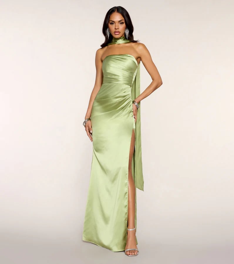 Light Green Satin Column Gown with High Slit Light Green Satin Column Gown with High Slit — Semi Formal Outfits